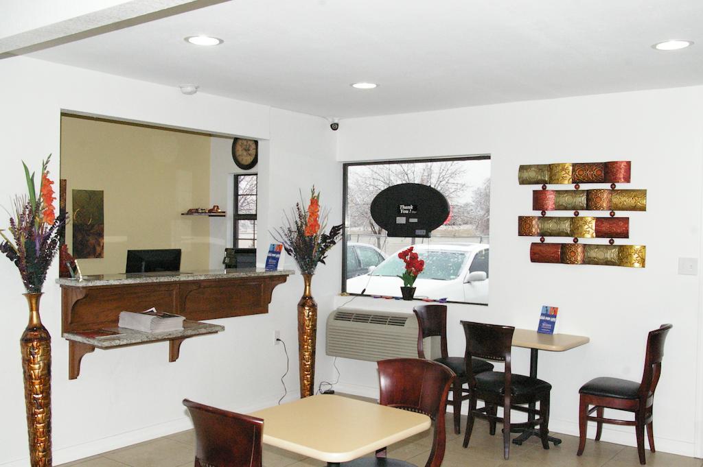 Nights Stay Hotel Tulsa Esterno foto