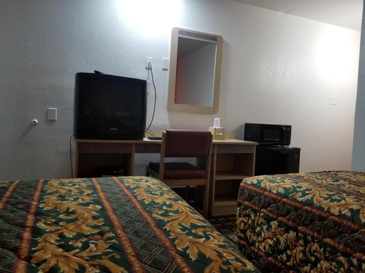 Nights Stay Hotel Tulsa Esterno foto